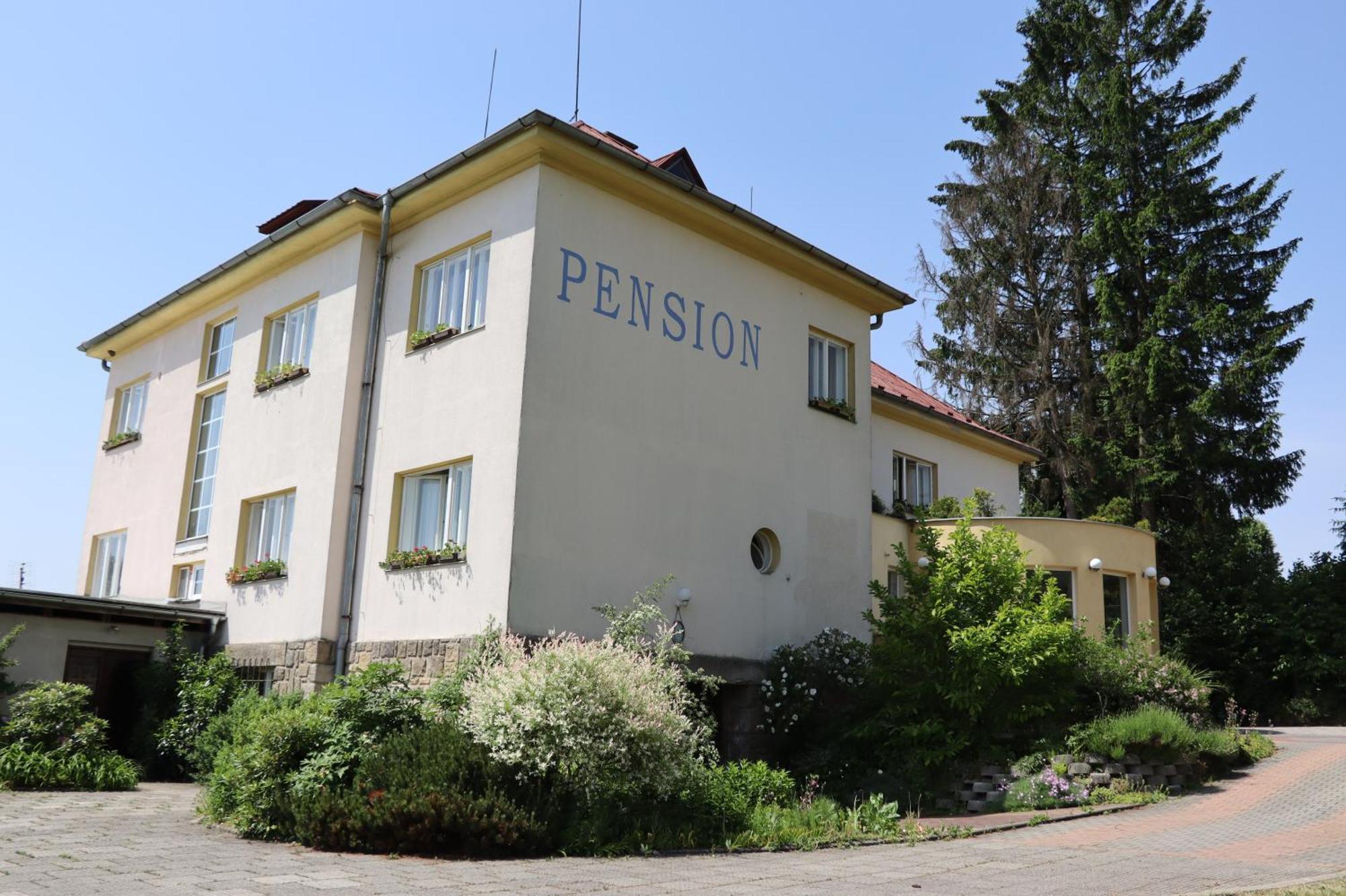 Pension Pod Šibeňákem Strmilov Exterior foto