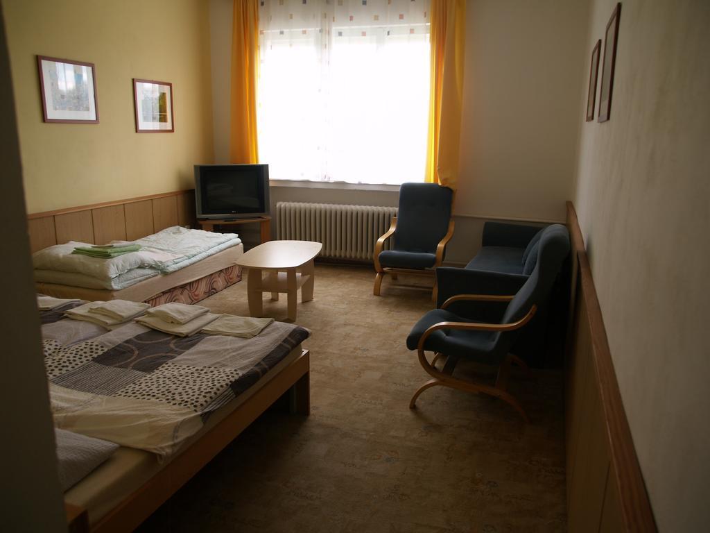 Pension Pod Šibeňákem Strmilov Exterior foto